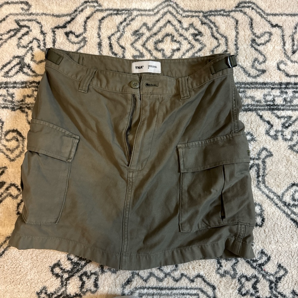 TNA cargo skirt